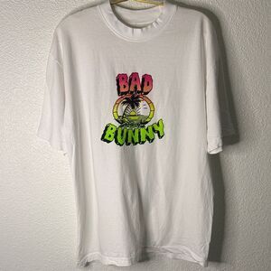 NEW- Bad Bunny World's Hottest Tour Stadiums 2022 concert merchandise t-shirt- L